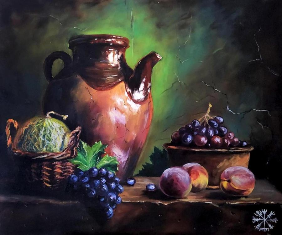 Кувшин с фруктами