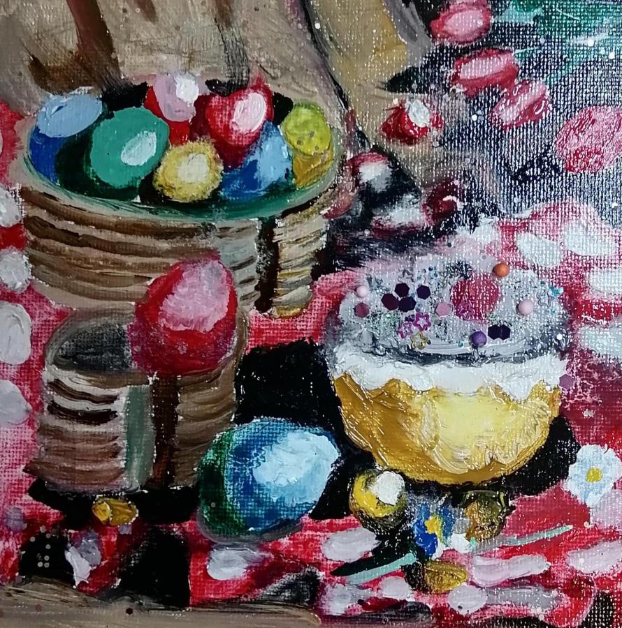 Яйца и пасха кулич.